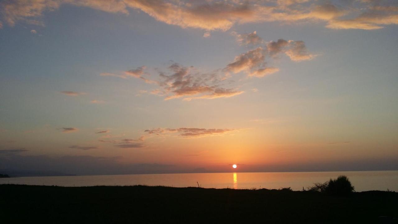 Villa Thalassa Stavromenos Beach Magnisia ภายนอก รูปภาพ