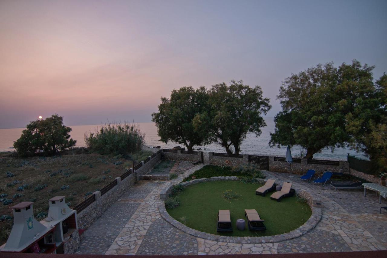 Villa Thalassa Stavromenos Beach Magnisia ภายนอก รูปภาพ
